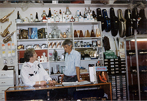 Bill Lewington History Images