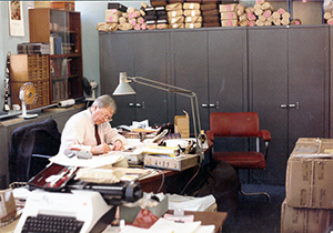 Bill Lewington History Images