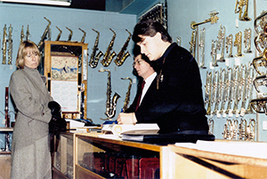 Bill Lewington History Images