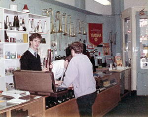 Bill Lewington History Images